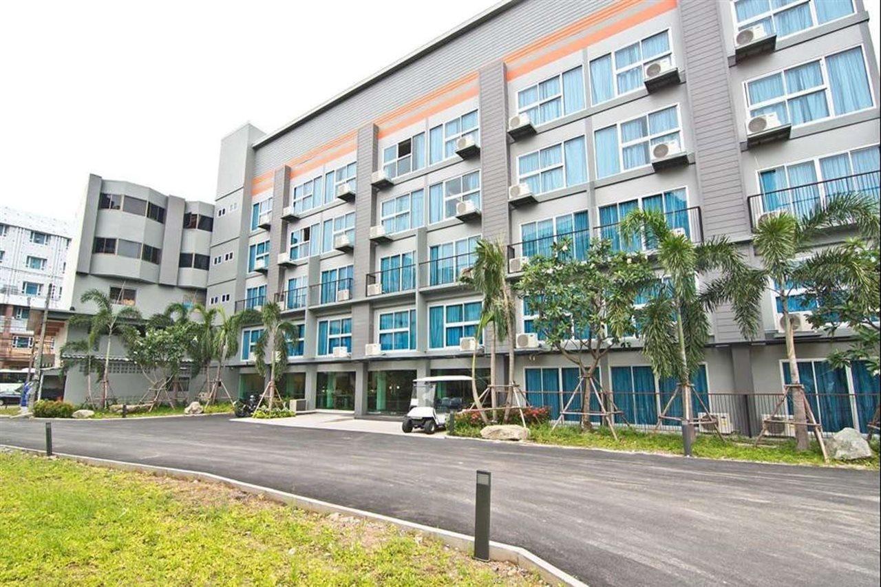 Sunshine One Hotel Pattaya Exterior photo
