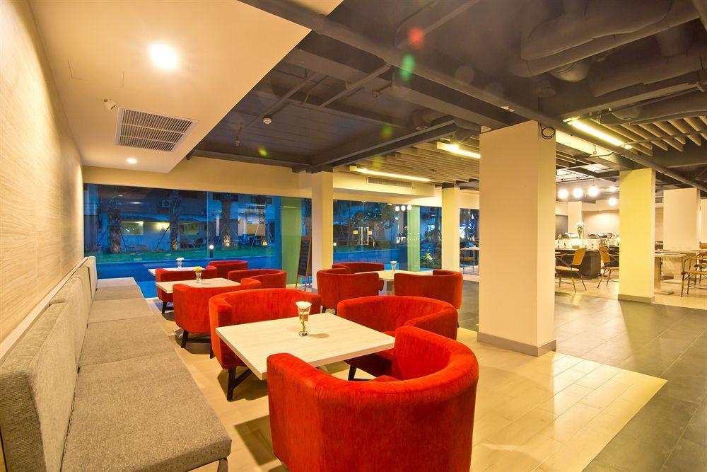 Sunshine One Hotel Pattaya Exterior photo