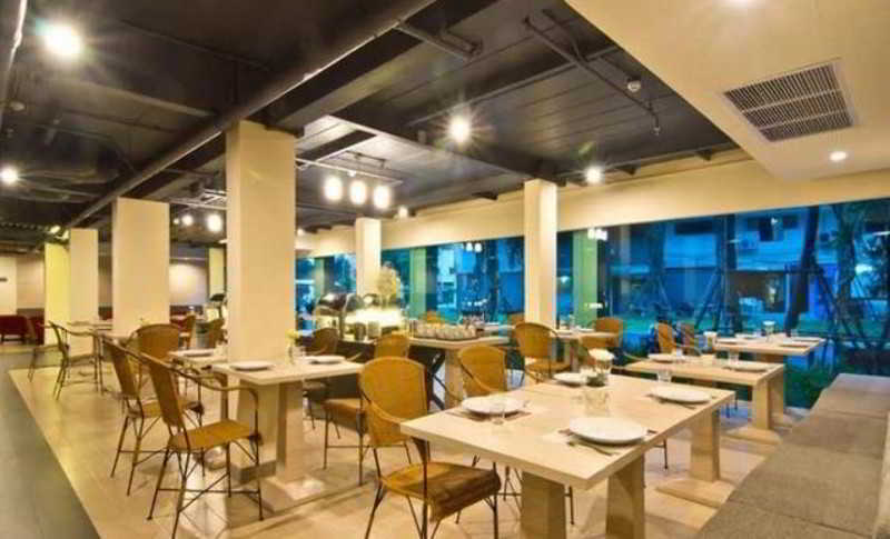 Sunshine One Hotel Pattaya Exterior photo