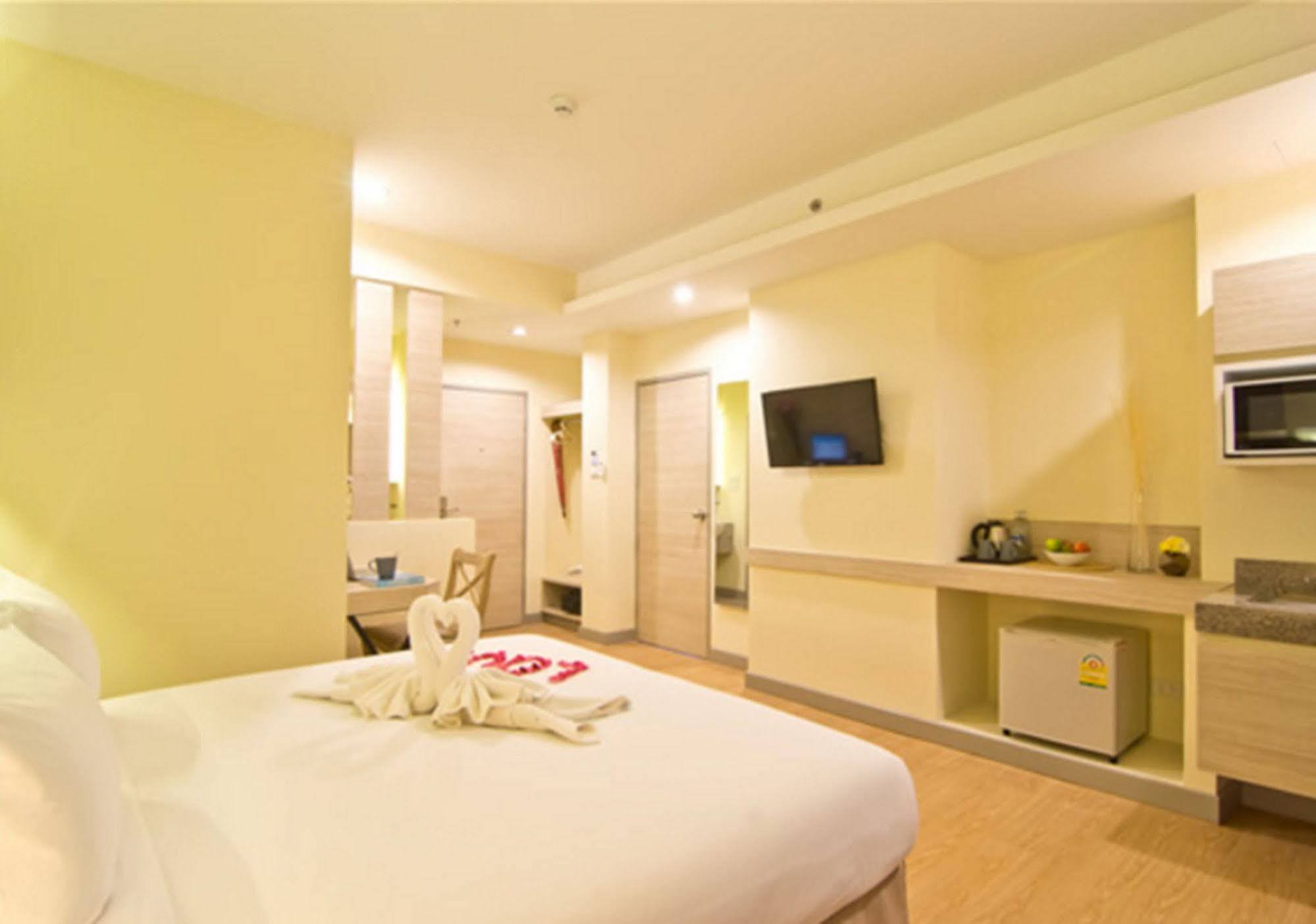 Sunshine One Hotel Pattaya Exterior photo